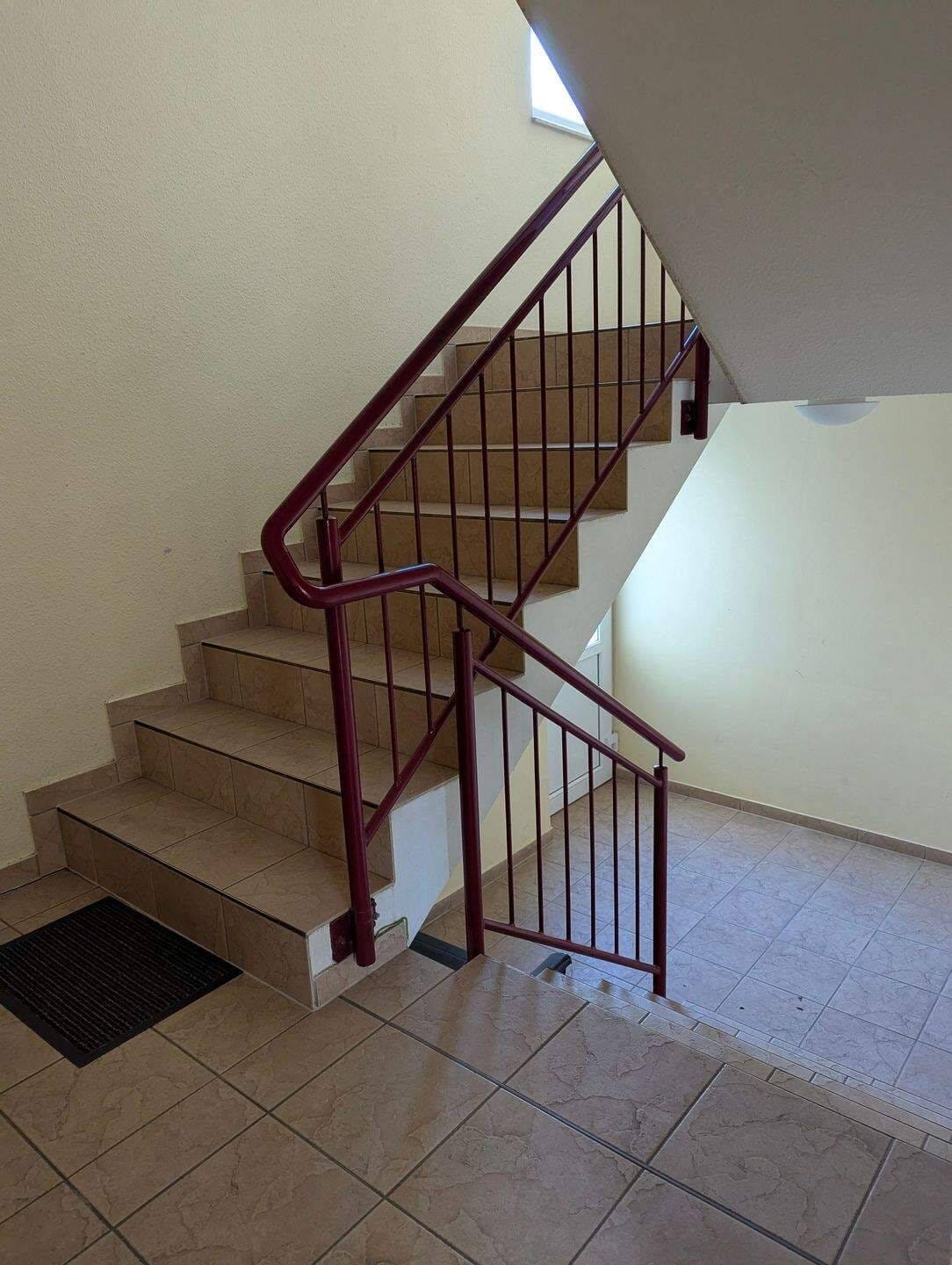 Immobilie in Stavenhagen -  2-Zimmer Dachgeschoßwohnung Wohnung mit offener Küche und Duschbad - Bild 3