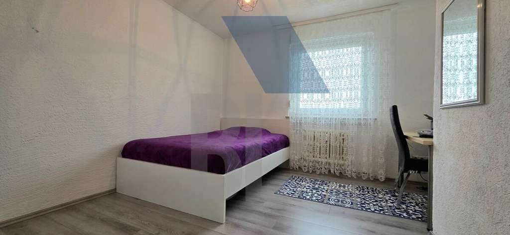 Immobilie in Kieselbronn - Helles Zuhause mit Balkon – großzügige 4-Zimmer-Wohnung in gepflegtem Wohnumfeld - Bild 2