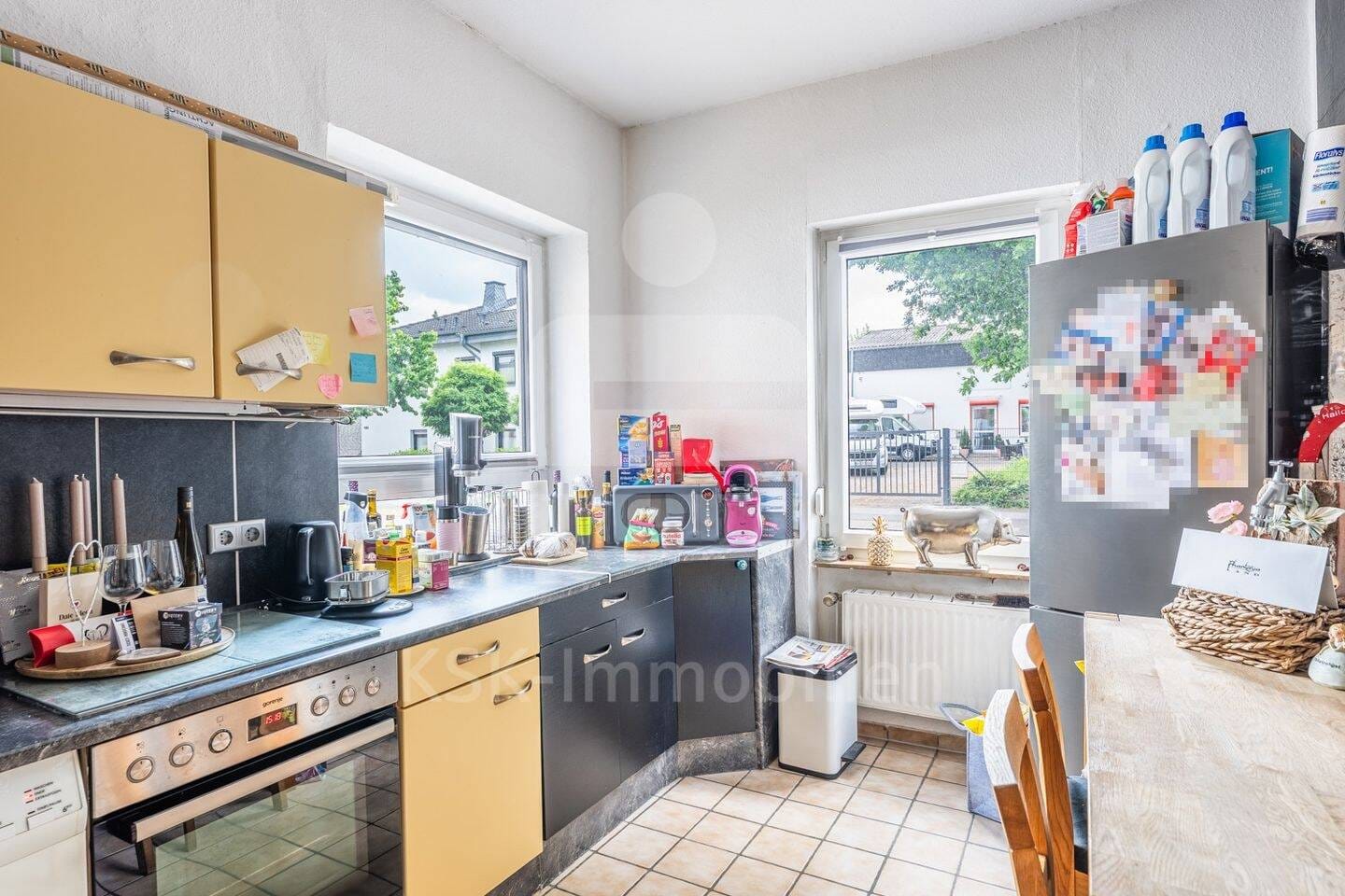 Immobilie in Brühl - Brühl-Schwadorf: Einfamilienhaus mit Einliegerwohnung in beliebter Lage! - Bild 2