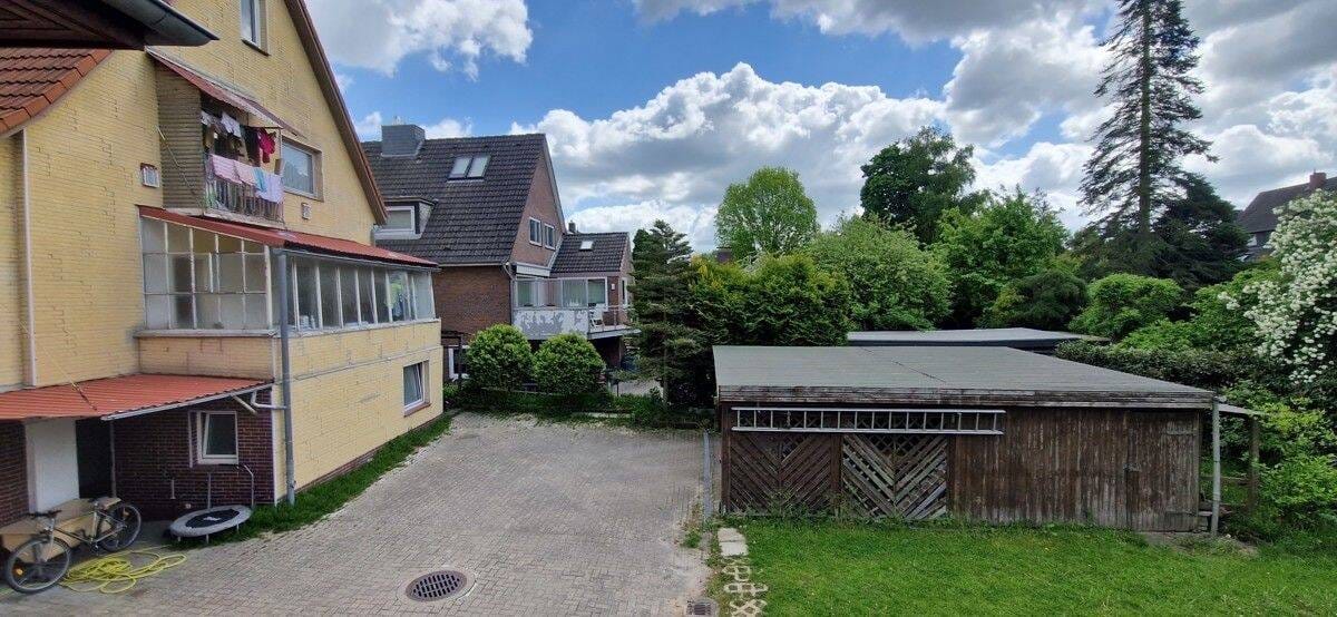 Immobilie in Bad Oldesloe - Großes Zweifamilienhaus mit Entwicklungspotenzial - zu kaufen in 23843 Bad Oldesloe - - Bild 3