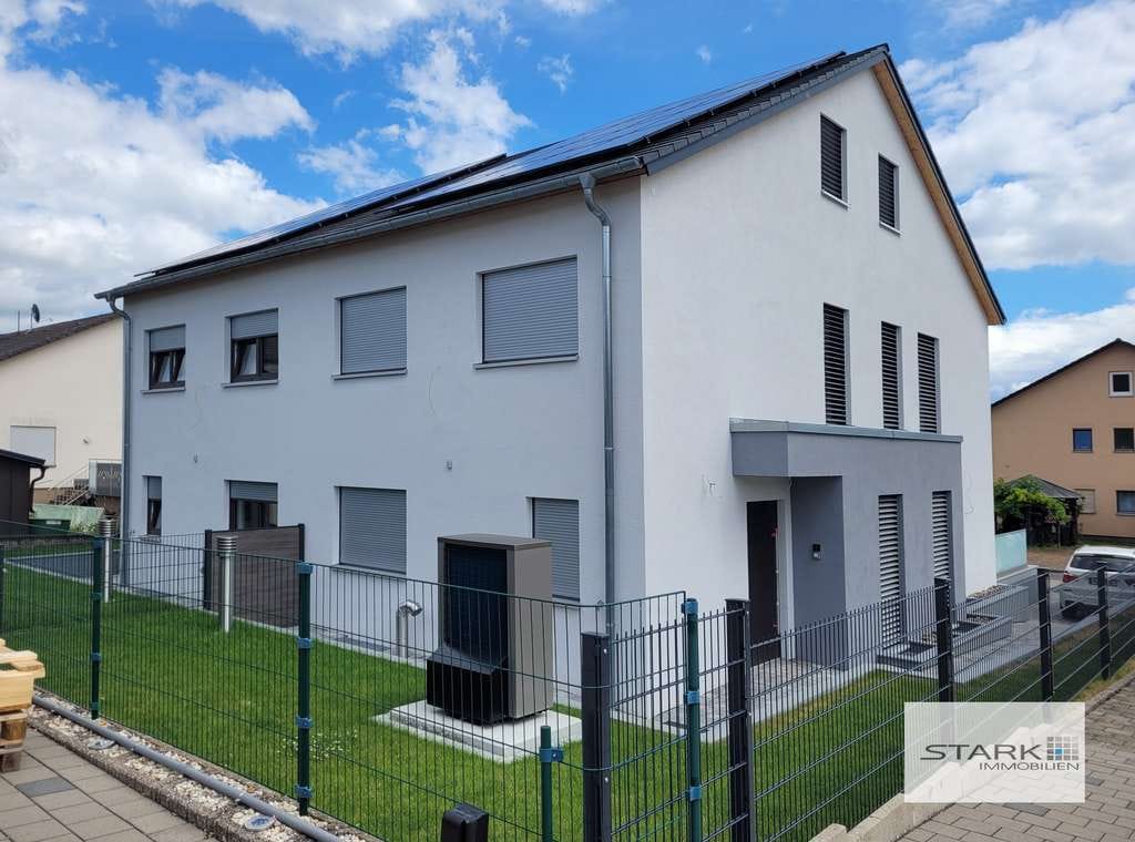 Immobilie in Giebelstadt - Erstbezug: Moderne Doppelhaushälfte mit Garten, Wärmepumpe und viel Platz für die Familie - Bild 4