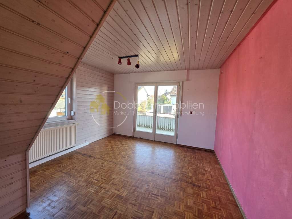 Immobilie in Wüstenrot - 2-Familienhaus in bester Sonnenlage mit großem Potenzial und Weitblick über Wüstenrot - Bild 2