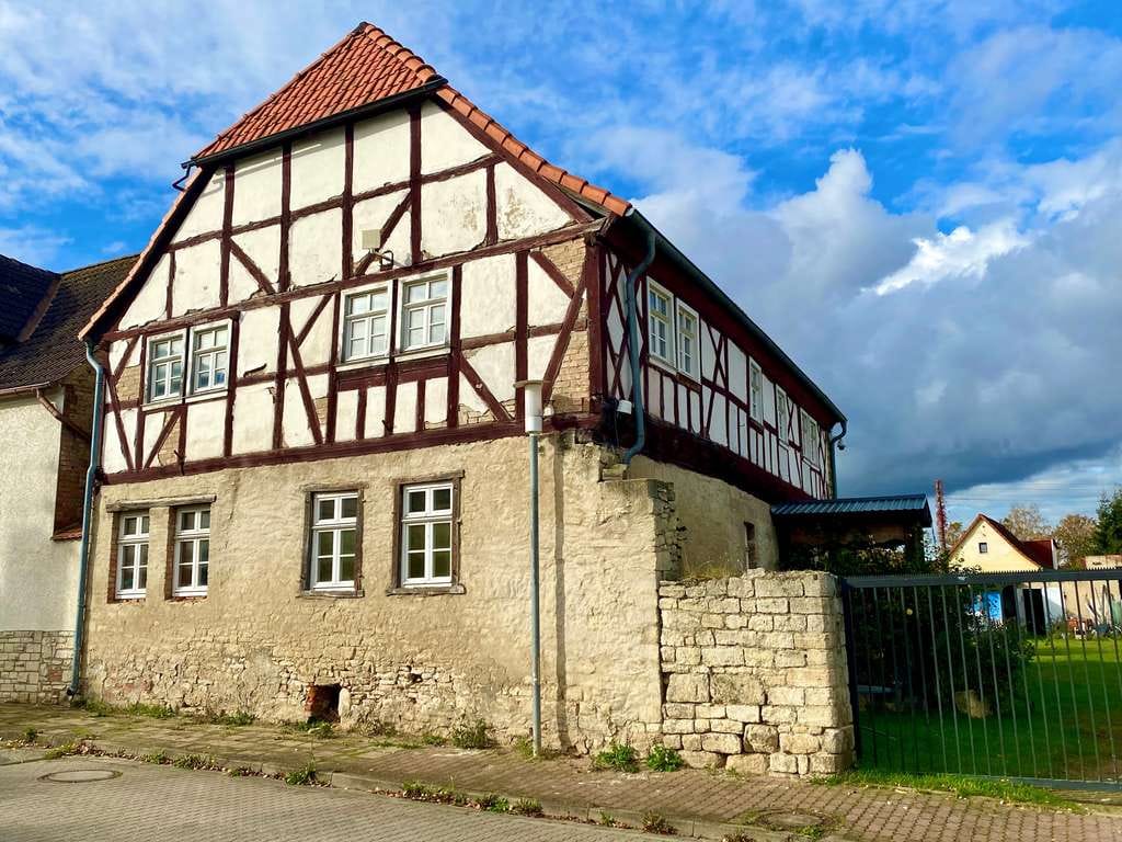 Immobilie in Börde-Hakel - Fachwerkjuwel mit historischem Flair - Stilvoll saniert - Bild 1