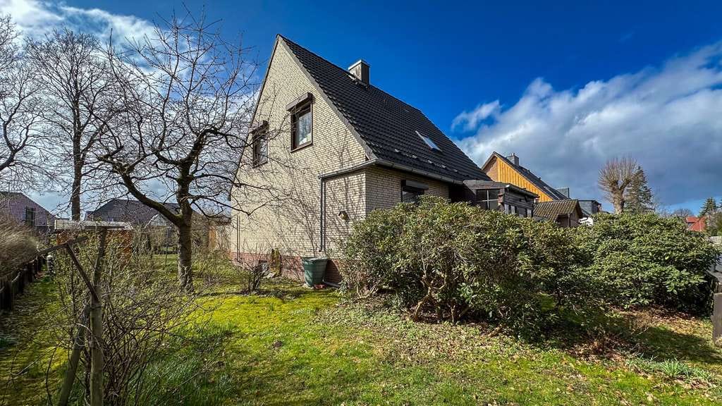 Immobilie in Kuddewörde - Solides EFH mit großem Grundstück & Garage - Bild 2