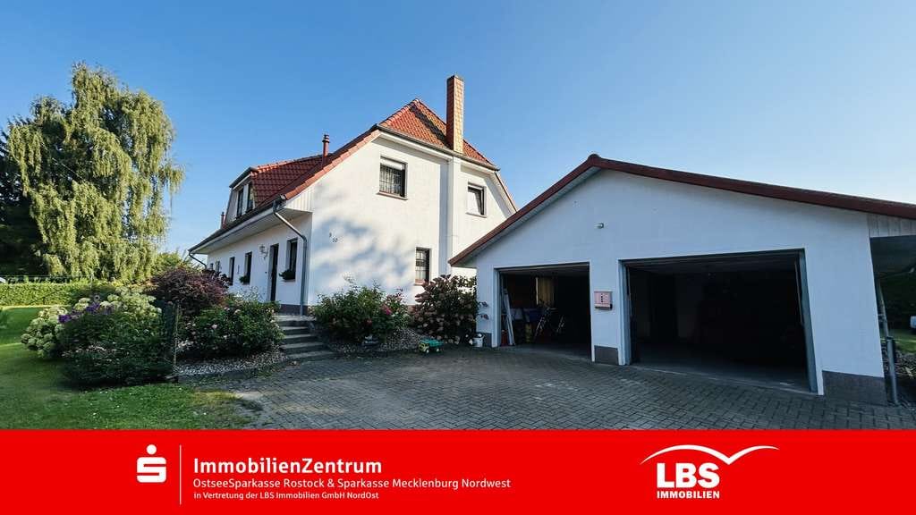 Immobilie in Grimmen - Schönes Zweifamilienhaus in ruhiger Lage - Bild 0