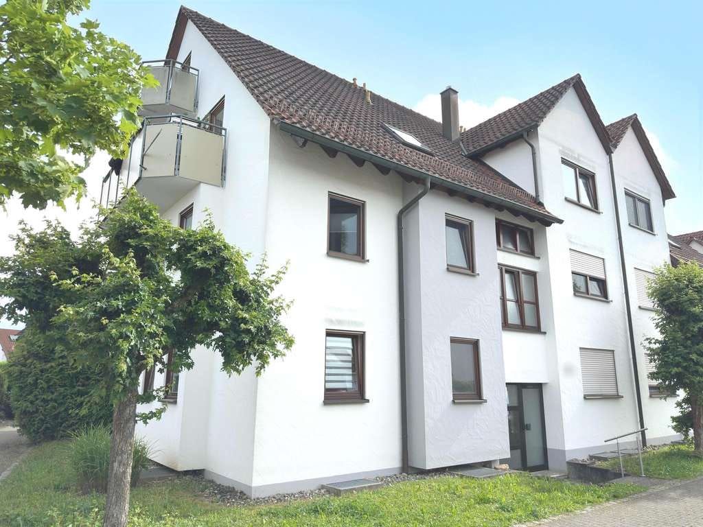 Immobilie in Neckartailfingen - Investment in die Zukunft: Gepflegte 2,5-Zi.-Wohnung mit Terrasse & TG-Stellplatz - Bild 0