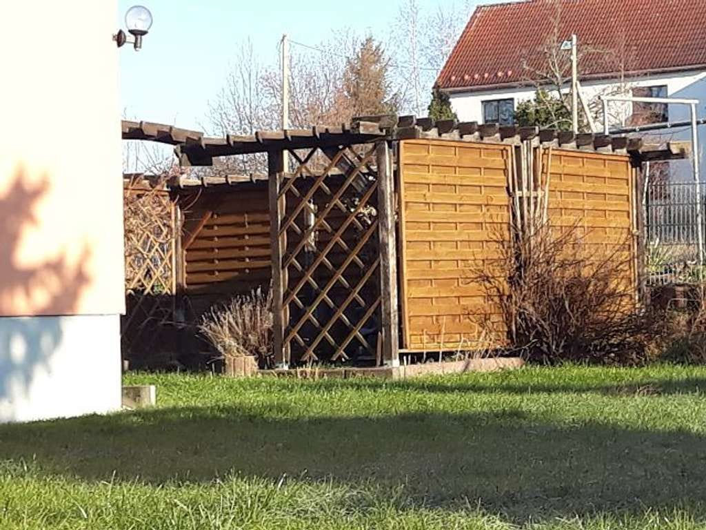 Immobilie in Reinsdorf - Saniert, gepflegt und vermietet schöner Wohnlage - Bild 2