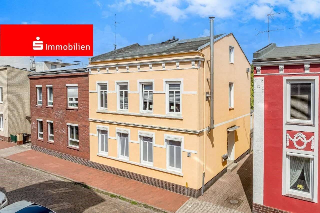 Immobilie in Elmshorn - Zweifamilienhaus in zentraler Lage von Elmshorn! - Bild 0