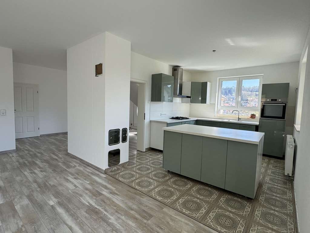 Immobilie in Ronsberg - Modernes Einfamilienhaus in Ronsberg - Baujahr 2018, Massivbau, 818 m² Grundstück - Bild 2