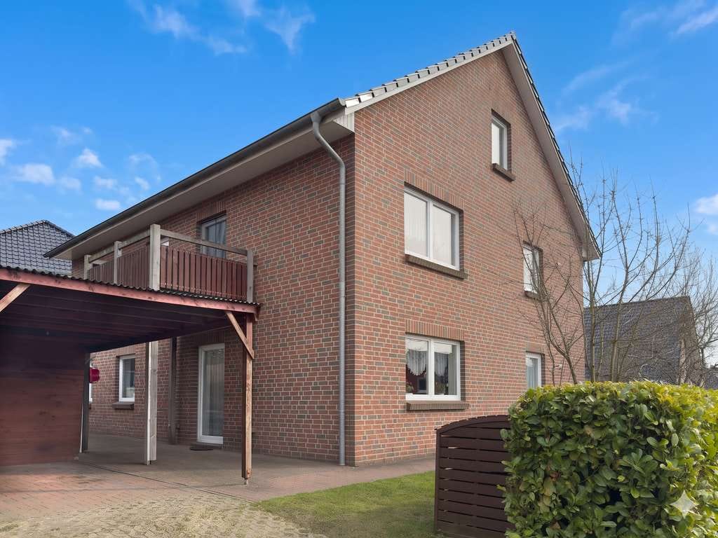 Immobilie in Preetz - Mehrwert in Preetz - sonnig und ruhig gelegenes Zweifamilienhaus - Bild 1