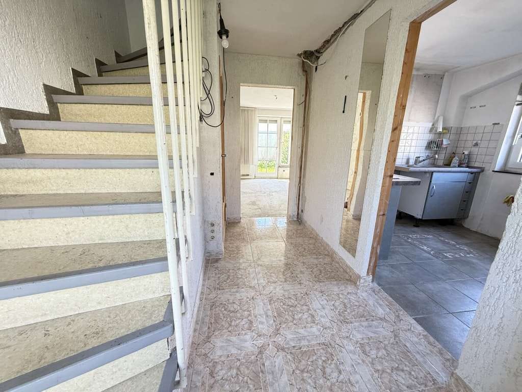 Immobilie in Hechingen - Kleine, sanierungsbedürftige Doppelhaushälfte in Hechingen sucht Handwerker - Bild 4