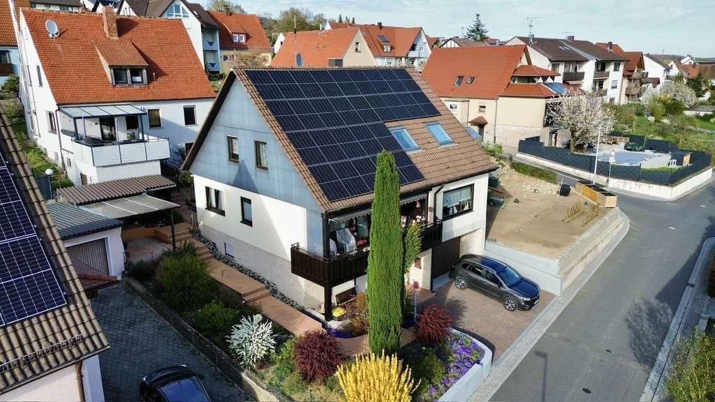 Immobilie in Helmstadt - Ein-/Zweifamilienhaus in Helmstadt - Bild 0