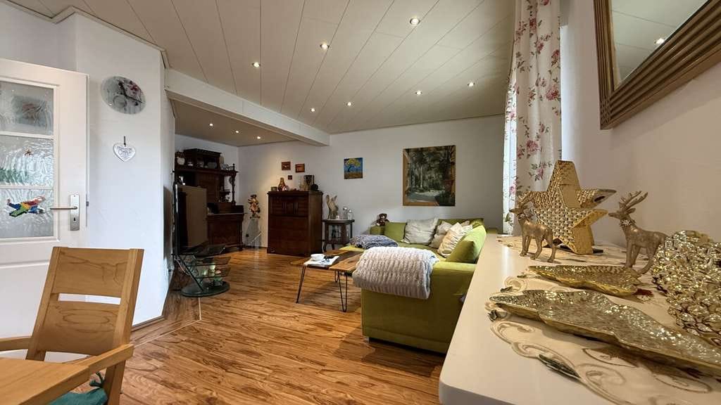Immobilie in Hamm am Rhein - Einziehen & Wohlfühlen: Familienhaus mit Garten, Balkon & moderner Ausstattung (3D-Tour) - Bild 4