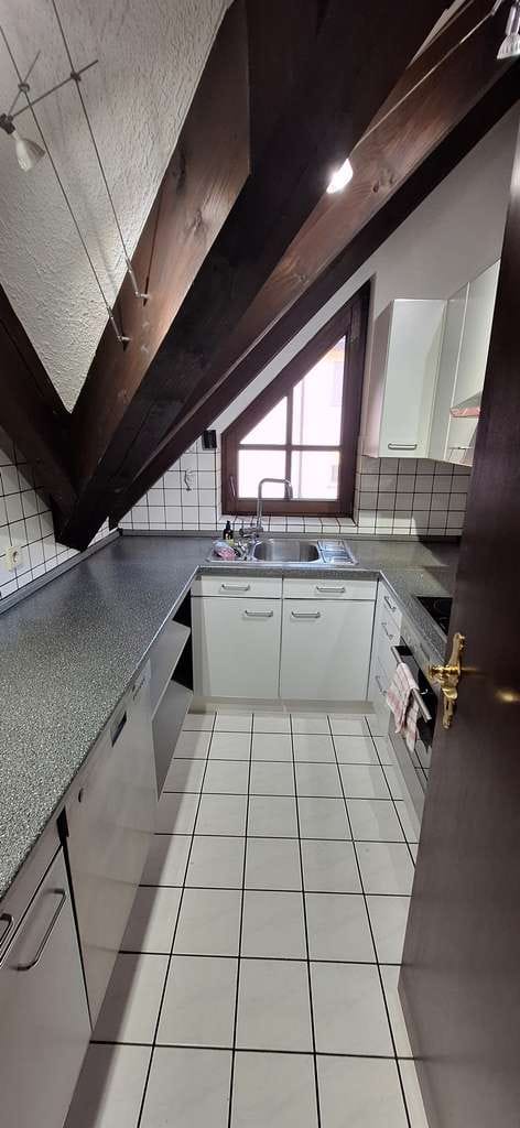Immobilie in Holzgerlingen - Sonnige Maisonette-Wohnung im Toskana-Stil – 3,5-Zimmer-Wohnung mit Balkon und EBK - Bild 4