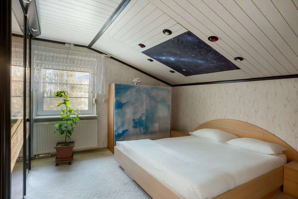 Immobilie in Grünheide (Mark) - Gepflegtes Wohnhaus mit Einliegerwohnung in idyllischer Waldrandlage - Bild 1