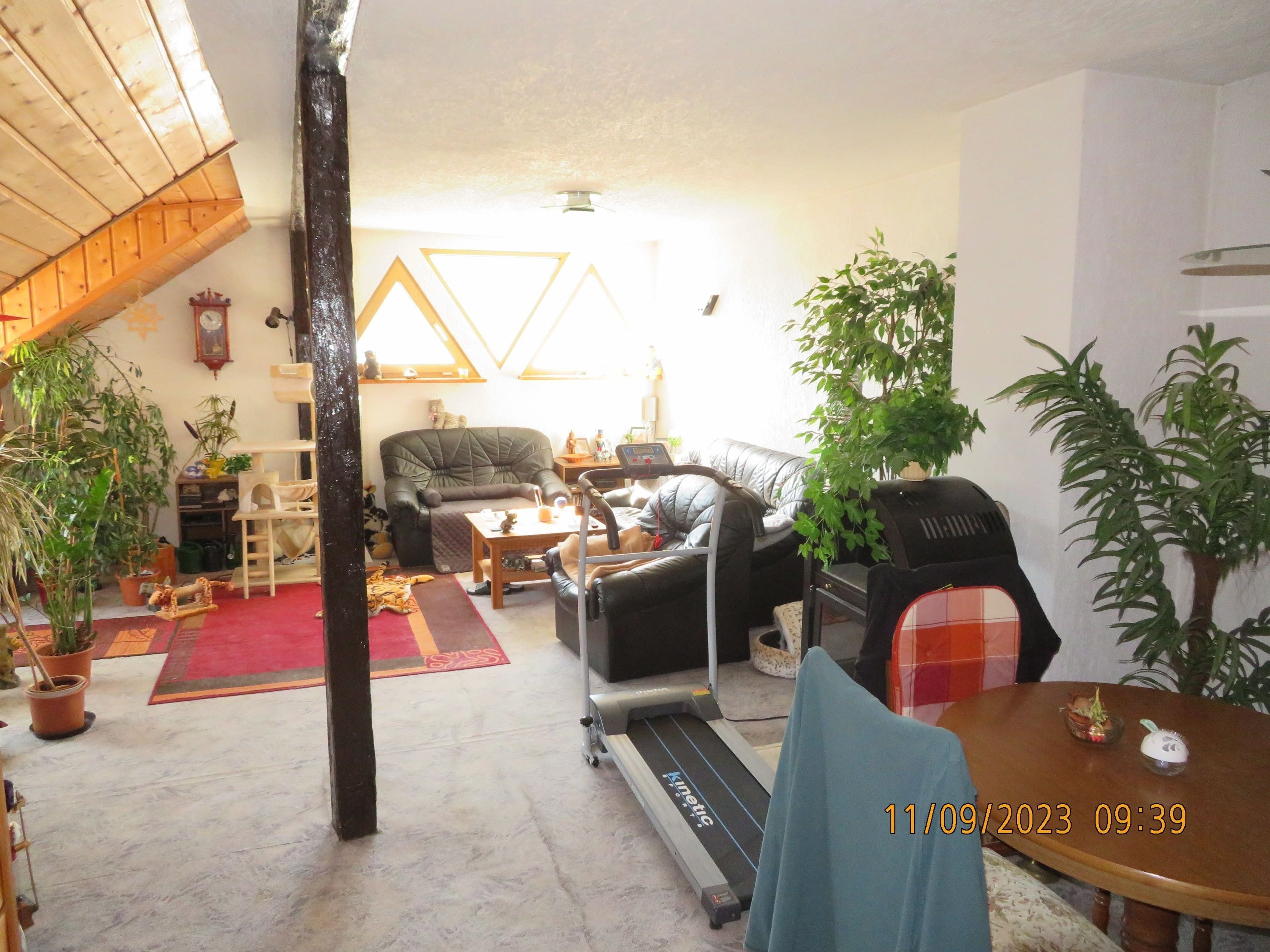 Immobilie in Leutenberg - Mehrgenerationshaus (RH für 2- bis 3-Familien) mit Werkstätten und Lager in Leutenberg - Bild 0