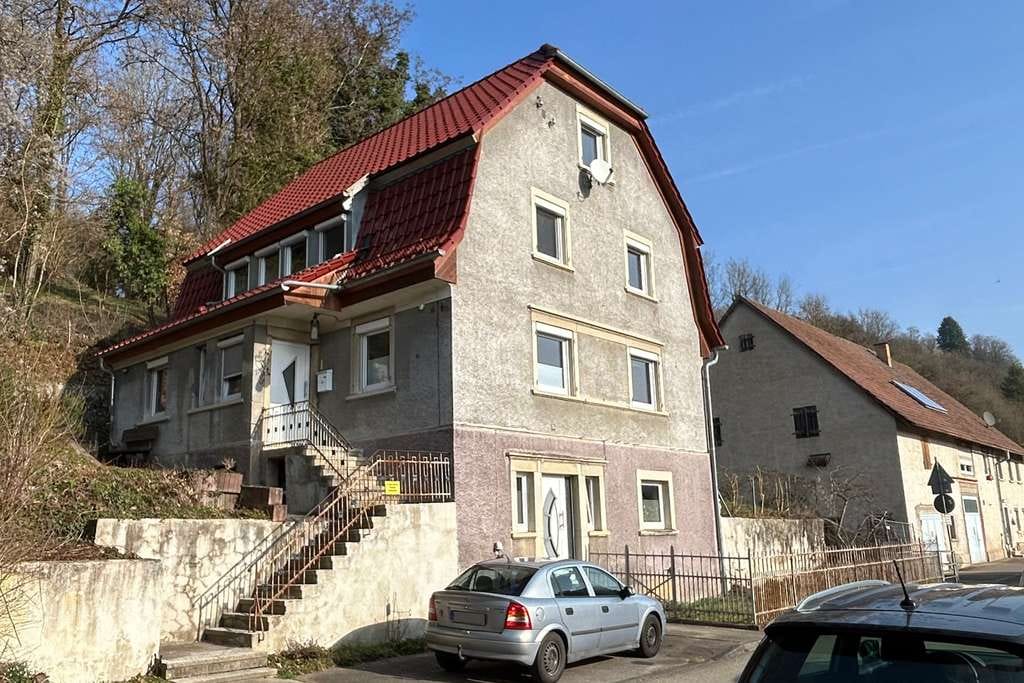 Immobilie in Möckmühl - Viel Raum zum Leben! Großes Haus mit viel Platz und tollen Möglichkeiten! - Bild 1