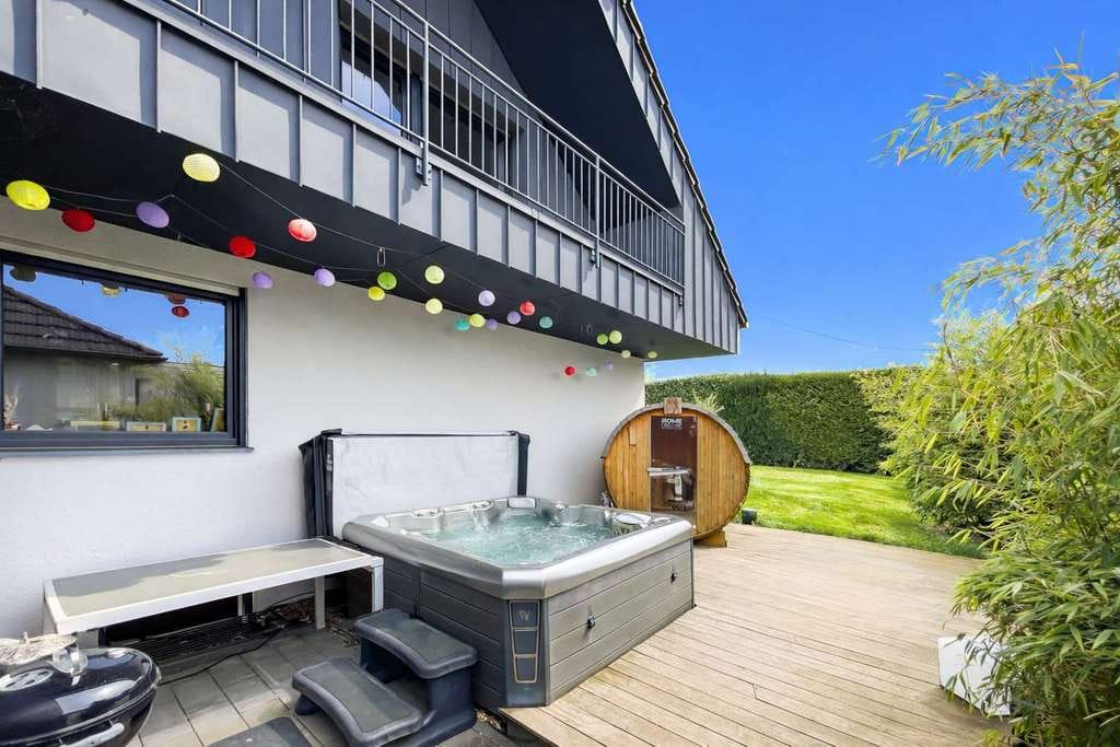 Immobilie in Osburg - Osburg: Top Einfamilienhaus, Doppelgarage, Garten, hochwertige Ausstattung, frei nach Absprache - Bild 3