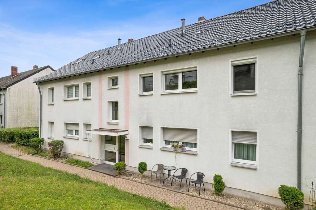 Immobilie in Lahnstein - Solide investieren, komfortabel wohnen – Eigentumswohnung mit Balkon und Ausbauoption - Bild 0