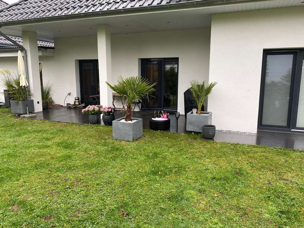 Immobilie in Jersbek - Modernes Zweifamilienhaus bei Hamburg|268m2|Bj.2016|A+|2WE - Bild 3