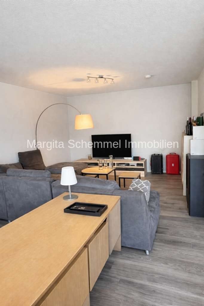 Immobilie in Feucht - Großzügige Wohnung für 2 Personen oder Homeoffice - Bild 3