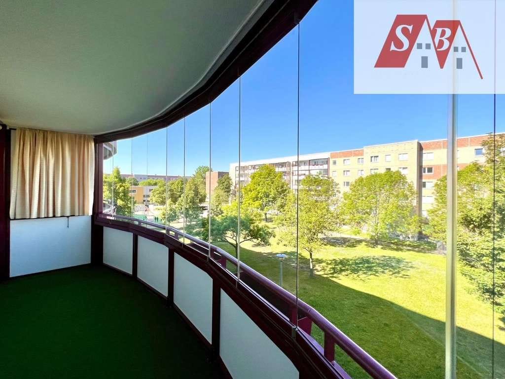 Immobilie in Sömmerda - 3 Zimmer Wohnung mit schönem großen Balkon und Küche - Bild 2