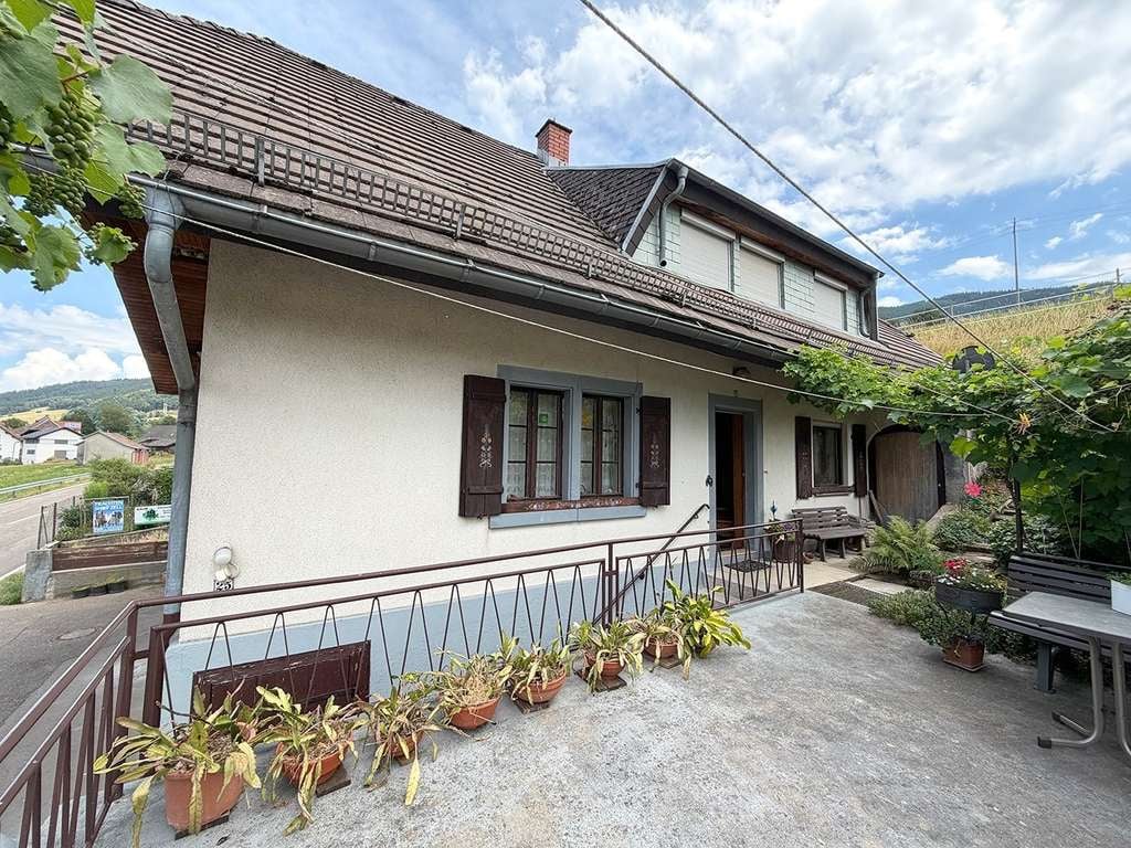 Immobilie in Elzach - Renovierungsbedürftiges Wohnhaus mit großem Grundstück und viel Potenzial - Bild 4