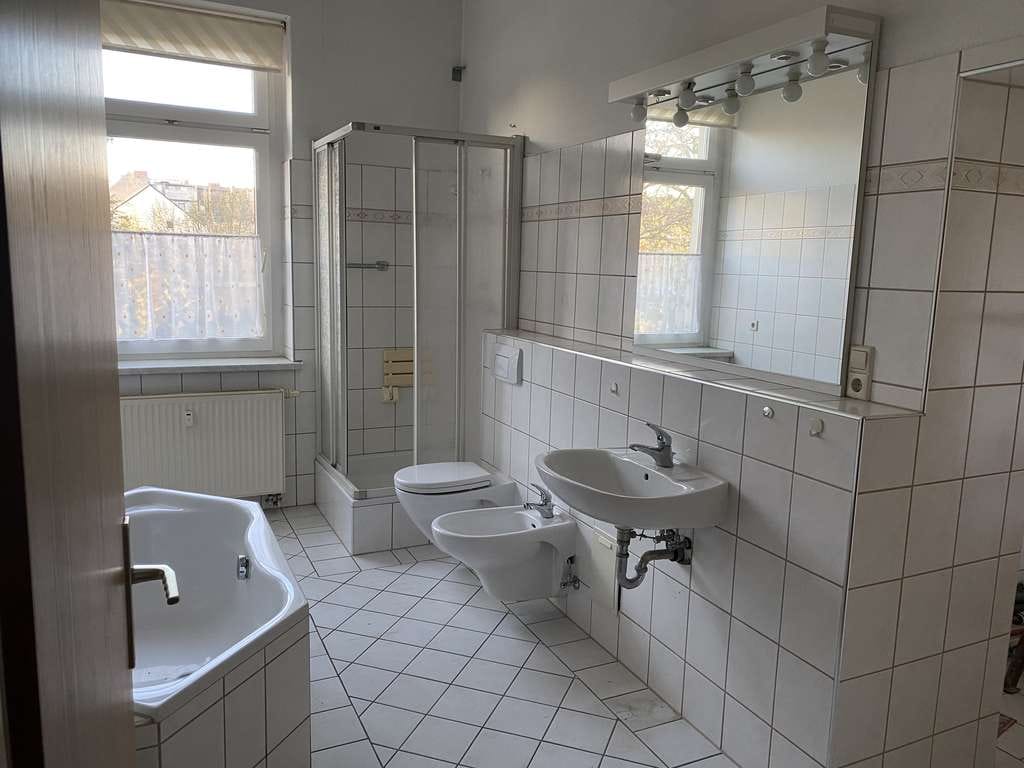 Immobilie in Forst (Lausitz) - Baršć - Mehrfamilienhaus mit 3 Einheiten in zentraler Lage von Forst (Lausitz) - Bild 4