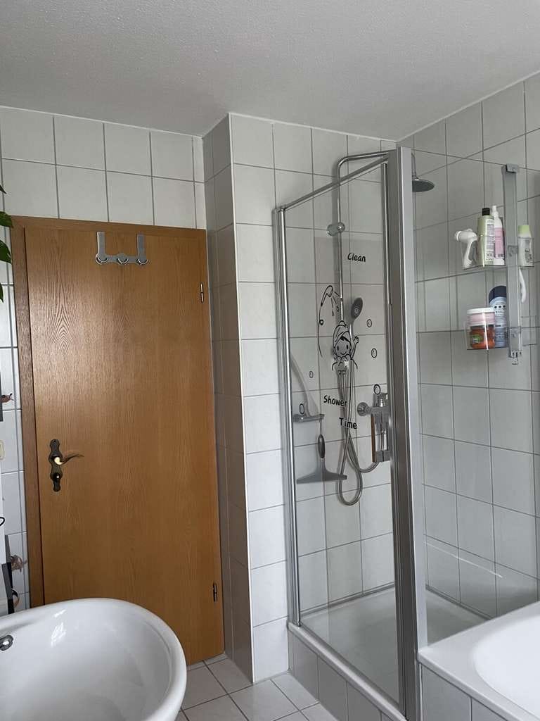 Immobilie in Mehring - Schön geschnittene 3-Zi ETW, 1. OG m. Balkon, Gartennutzung u. TG Stellplatz,  frei ab Mai/Juni 2026 - Bild 3