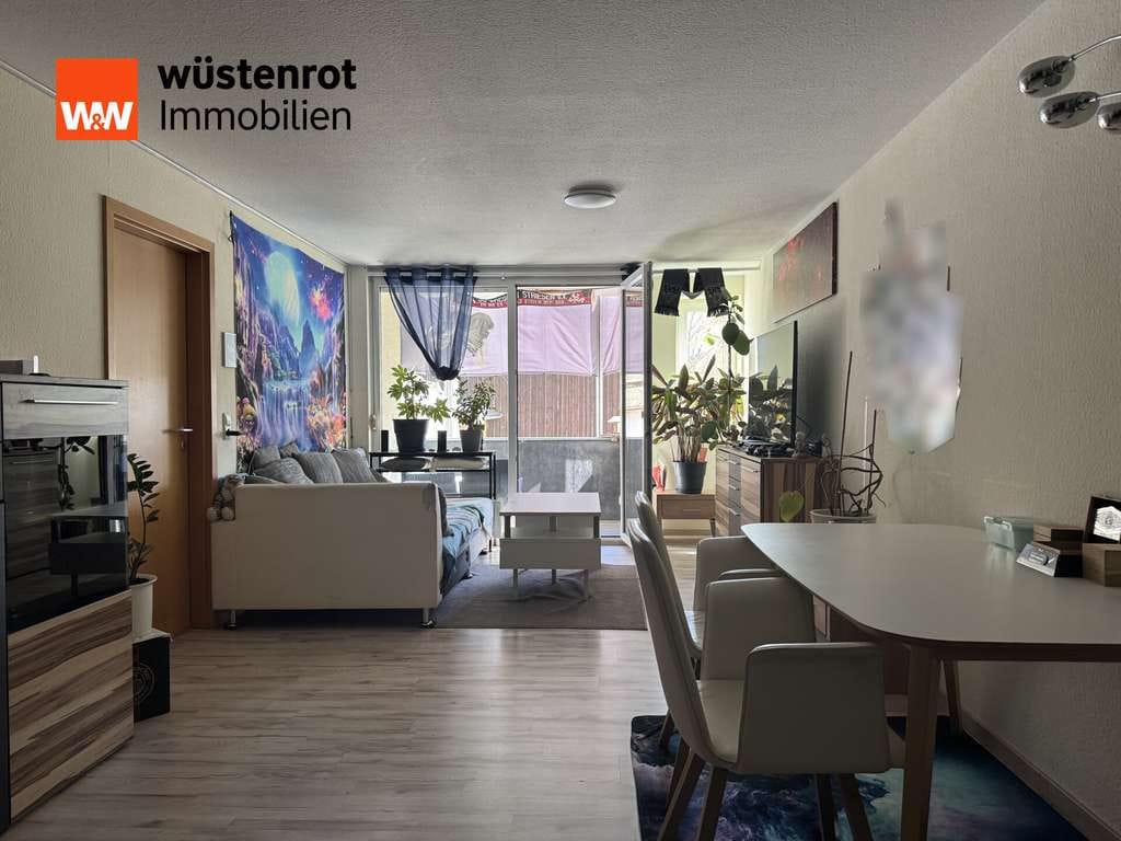 Immobilie in Empfingen - Einziehen oder investieren – 2-Zimmer-Wohnung mit Balkon und Tiefgaragenstellplatz - Bild 2