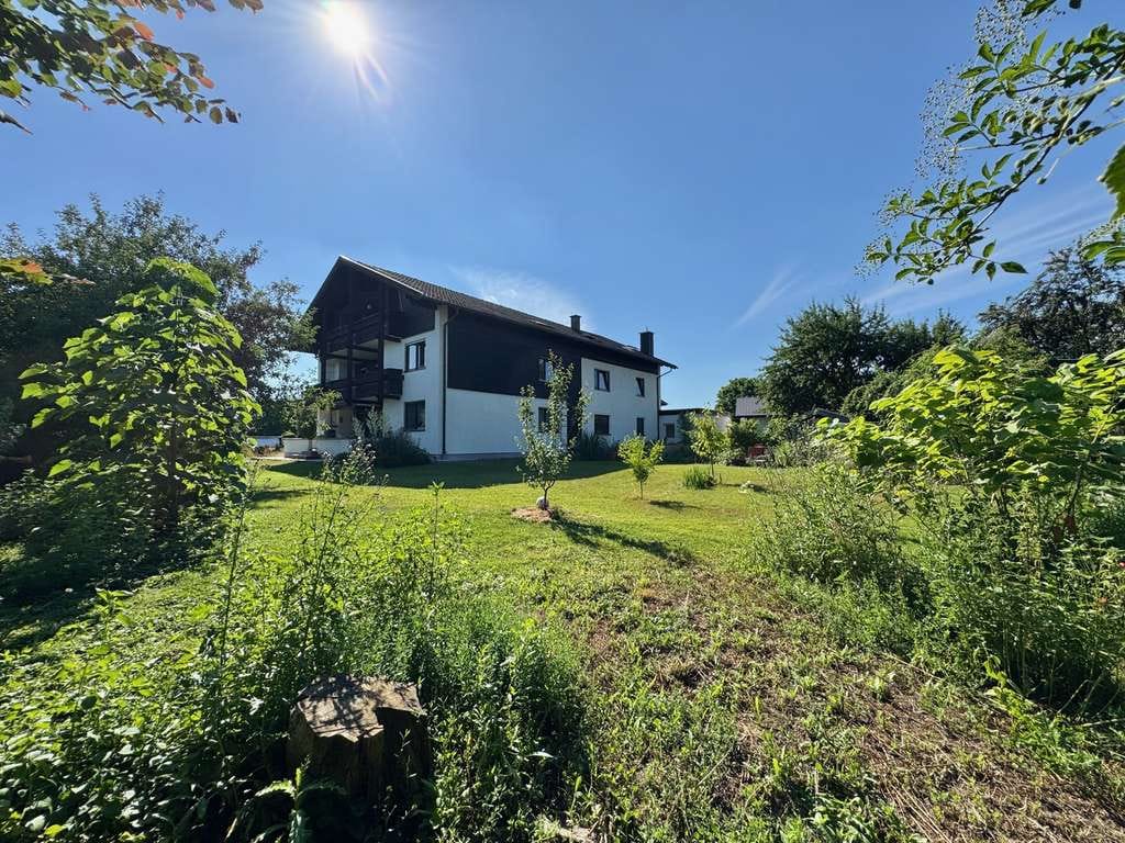 Immobilie in Emmerting - Wohnung kaufen - wie in einem Haus leben - Erdgeschoss mit sonniger Südostterrasse und großem Garten - Bild 3