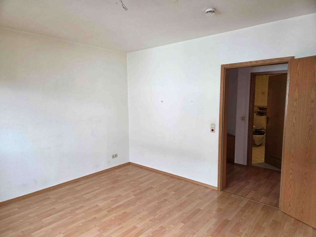 Immobilie in Bad Camberg - Ruhige, verkehrsgünstige 3-Zi. Whg. mit Balkon in Bad Camberg - Bild 3