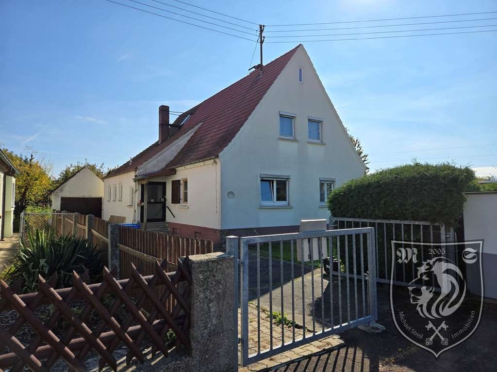 Immobilie in Lauingen (Donau) - Einfamilienhaus mit großem Grundstück - ideal für Handwerker - in Lauingen - Bild 1
