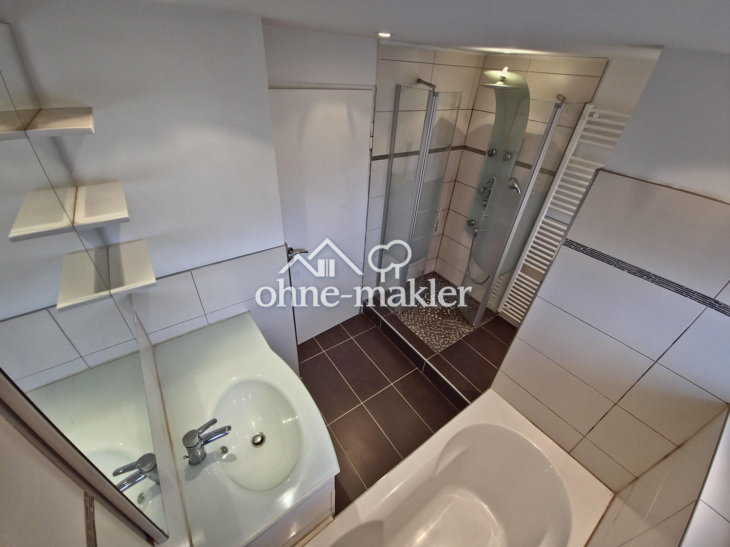 Immobilie in Olching - Privatverkauf: Elegante 3-Zimmer Wohnung mit Balkon in Bietigheim-Bissingen - Bild 2