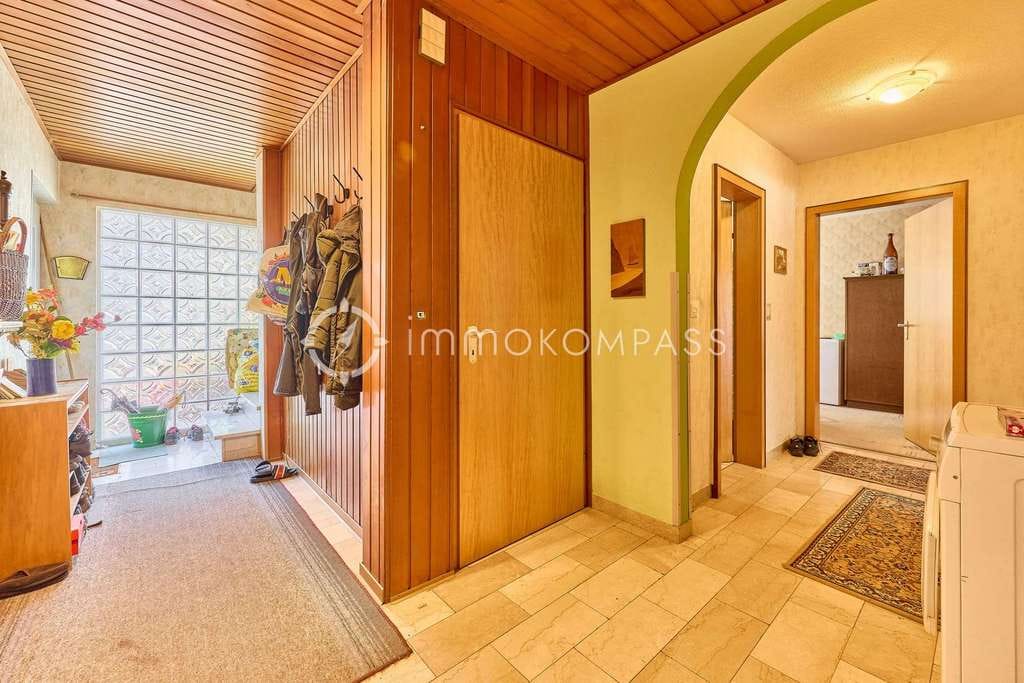 Immobilie in Wilgartswiesen - Großzügiges Einfamilienhaus mit viel Potenzial in Wilgartswiesen - Bild 3