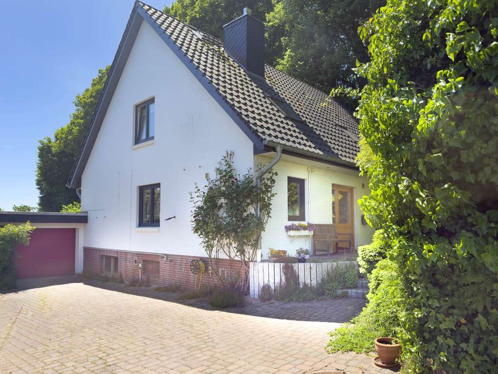 Immobilie in Sülfeld - Familienhaus in Sülfeld: Ankommen. Durchatmen. Zuhause sein - Bild 1
