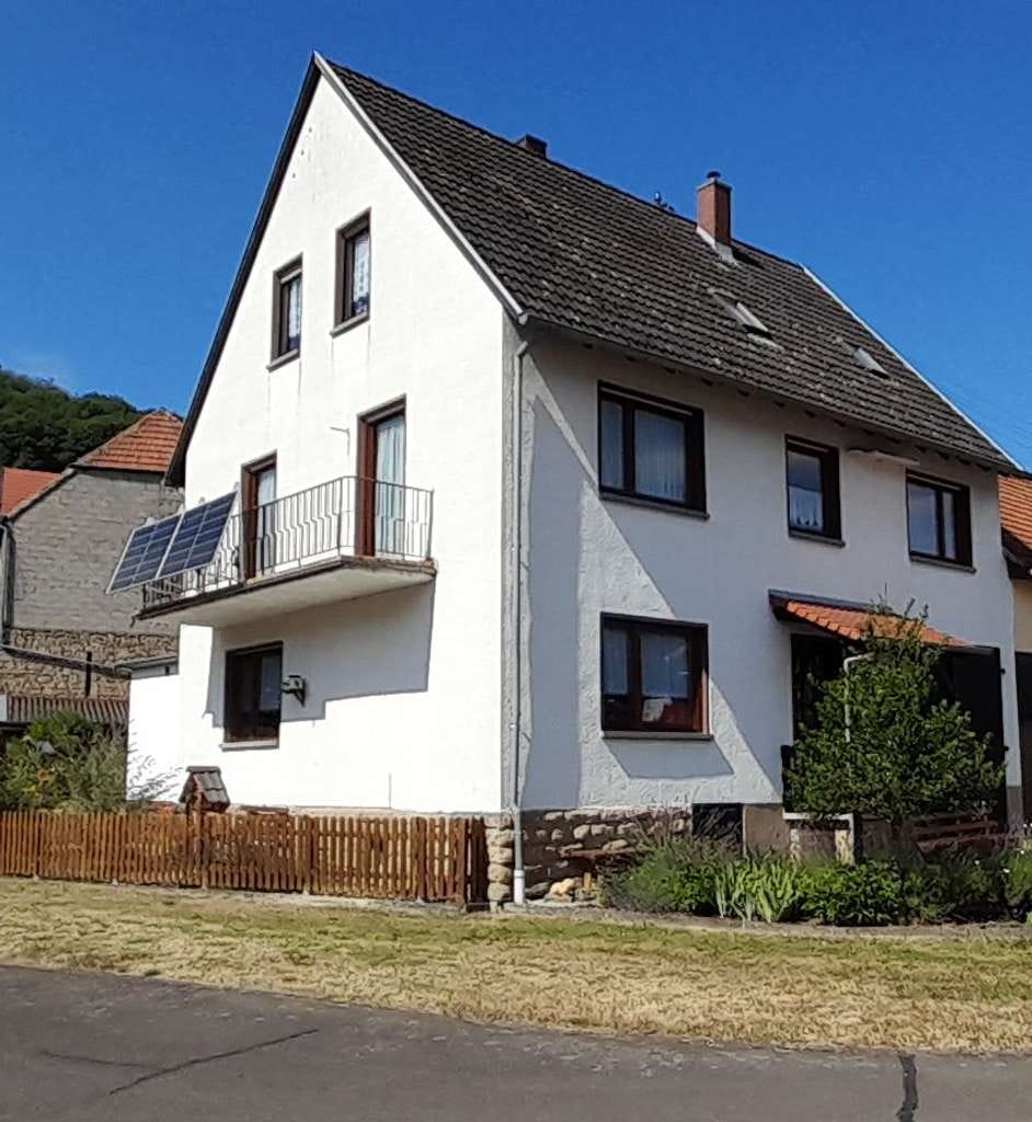 Immobilie in Reipoltskirchen - Großzügiges Einfamilienhaus mit Wintergarten, neuer Pelletheizung und Glasfaseranschluss. - Bild 0