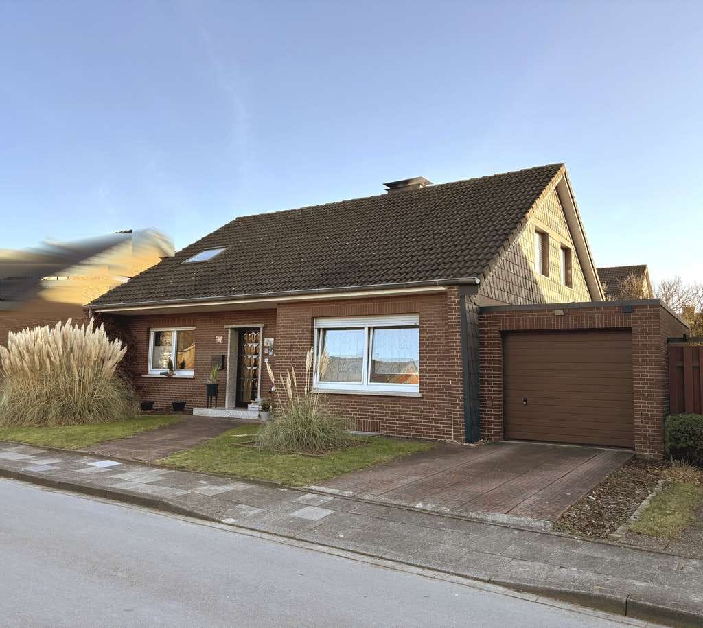 Immobilie in Beckum - Familienidyll in guter Lage - Einfamiienhaus mit Südgrundstück in Neubeckum! - Bild 0