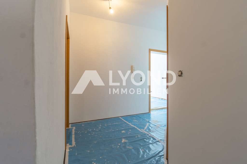 Immobilie in Sulz am Neckar - Einzigartige Altbauwohnung mit Charakter, Holzbalken und Terrasse in Sulz am Neckar - Bild 1