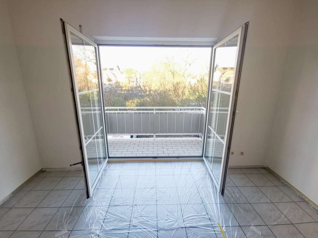 Immobilie in Delitzsch - Bezugsfrei | Großzügiges Apartment | Balkon | praktischer Grundriss | gute zentrale Lage - Bild 3