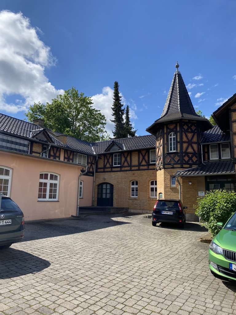 Immobilie in Apolda - Attraktive Wohnung im historischen Ambiente mit Terrasse  - Bild 2
