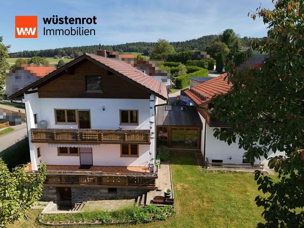 Immobilie in Bad Kötzting - Mehrfamilienobjekt mit vielseitigem Nutzungskonzept in attraktiver Aussichtslage - Bild 2