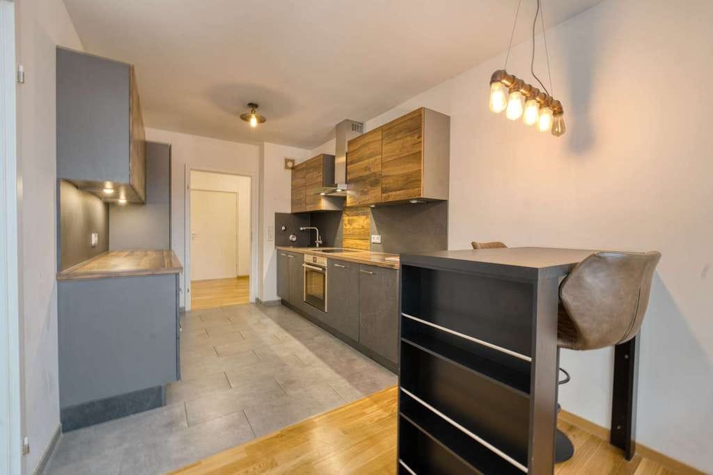 Immobilie in Hohenbrunn - Familienfreundliche 3-Zimmer-Wohnung, Innenhoflage & TG-Stellplatz – modernisiert & sofort verfügbar - Bild 3