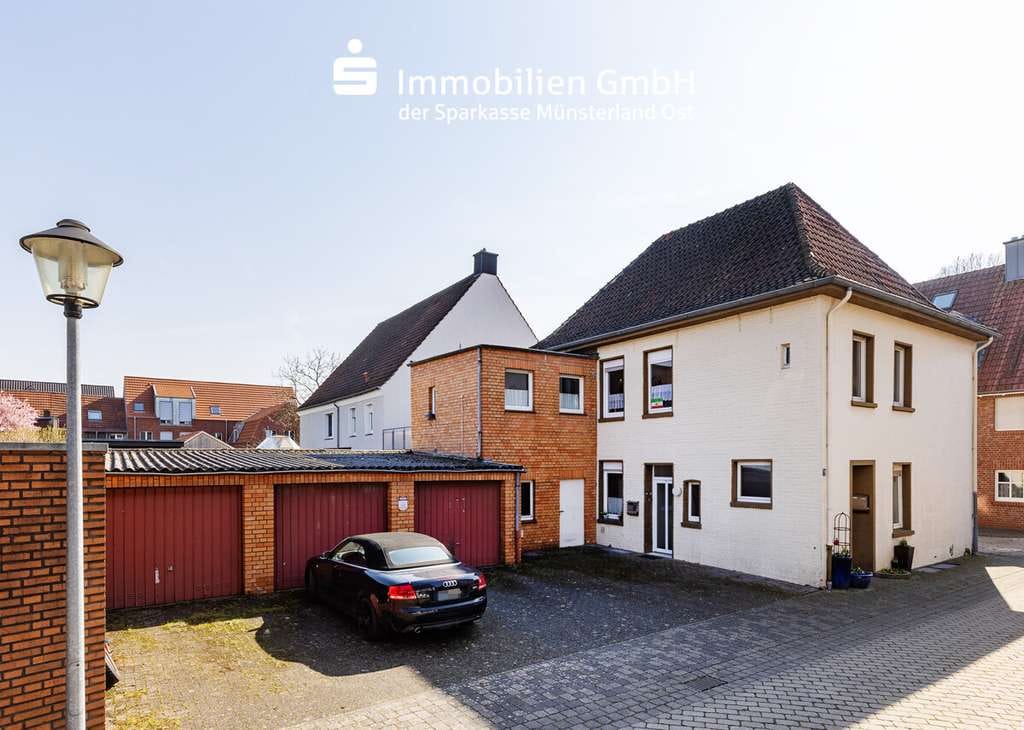 Immobilie in Sendenhorst - Zweifamilienhaus in ruhiger Innenstadtlage! - Bild 0