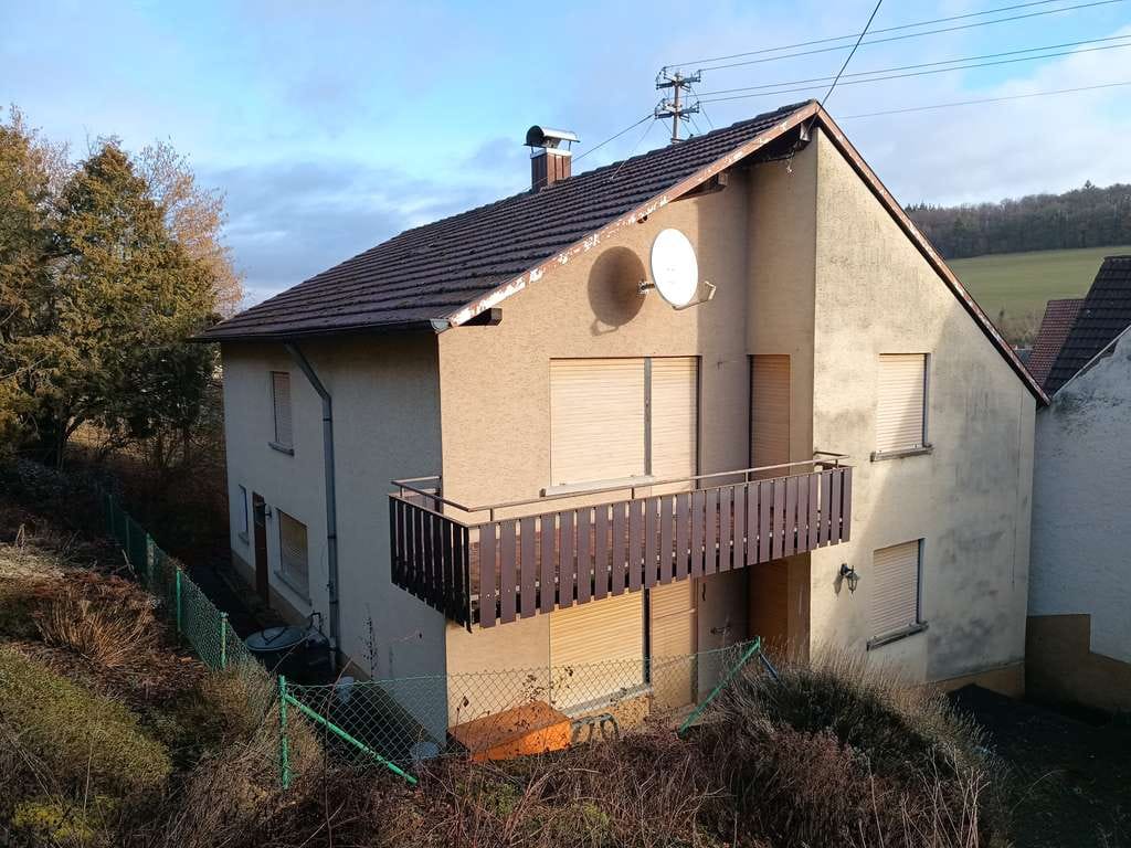Immobilie in Bad Mergentheim - Einfamilienhaus mit Scheune - Bild 0