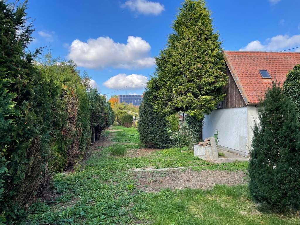 Immobilie in Meitingen - Grundsolide Doppelhaushälfte mit schönem Grundstück - Bild 3