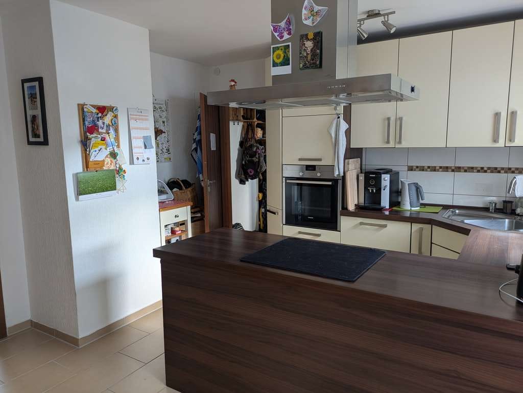 Immobilie in Birkenfeld - Pforzheim-Birkenfeld-Großzügige Doppelhaushälfte - Bild 2