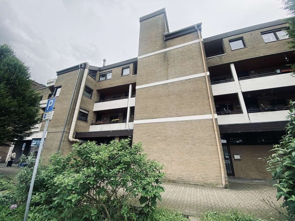 Immobilie in Spenge - +Statt Miete zahlen+modernisierte 3-Zi- Wohnung mit Aufzug u. Loggia+ - Bild 3