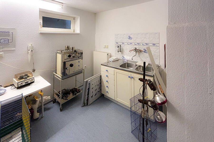 Immobilie in Sarstedt - Gepflegtes Wohnhaus-/Geschäftshaus mit Praxis-/Gewerbeeinheit - Bild 3
