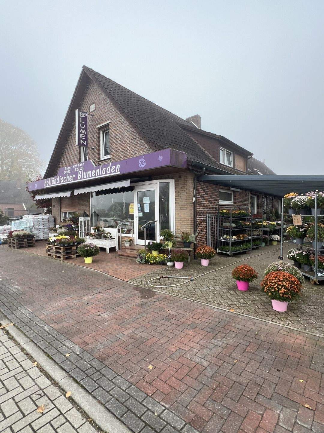 Immobilie in Ostrhauderfehn - Wohnen & Arbeiten im Grünen: Mehrfamilienhaus mit etablierter Gärtnerei, viel Platz und PV-Anlage - Bild 4